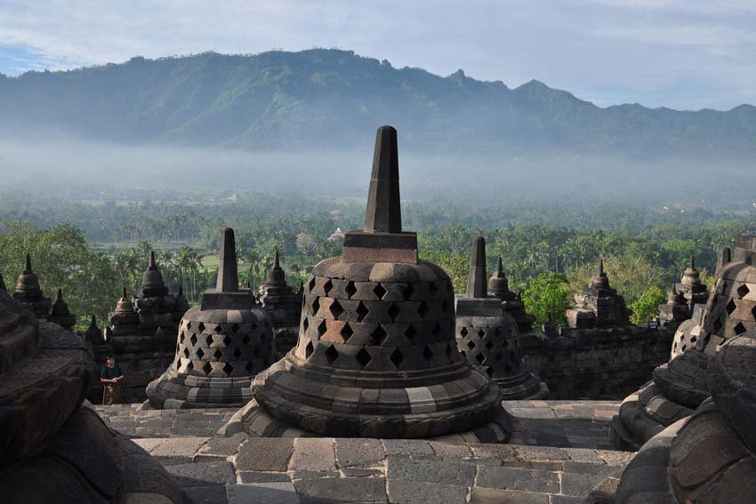 Borobudur - AllinMam.com