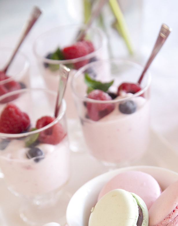 yoghurt mousse met frambozen smaak | AllinMam.com recepten