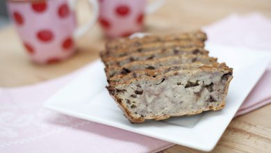 Bananenbrood met havermout, pure chocolade en walnoten