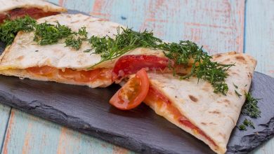 Piadina met vulling van rucola, serranoham en mozzarella - AllinMam.com