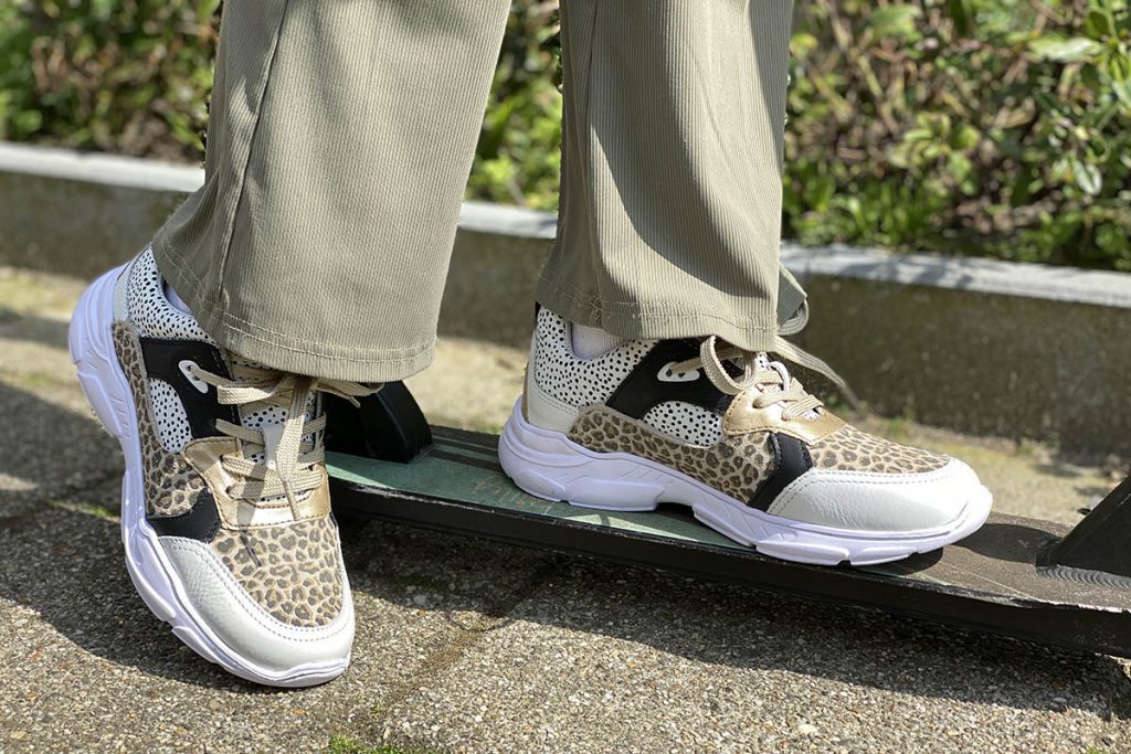 Waarom sneakers altijd kunnen - AllinMam.com