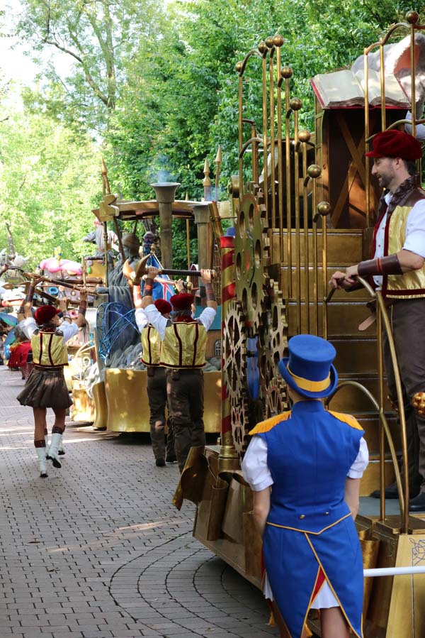 De parade in Europa-park - AllinMam.com