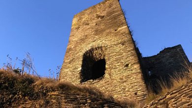 Met fakkels door het Belgische Chateau de la Roche - AllinMam.com