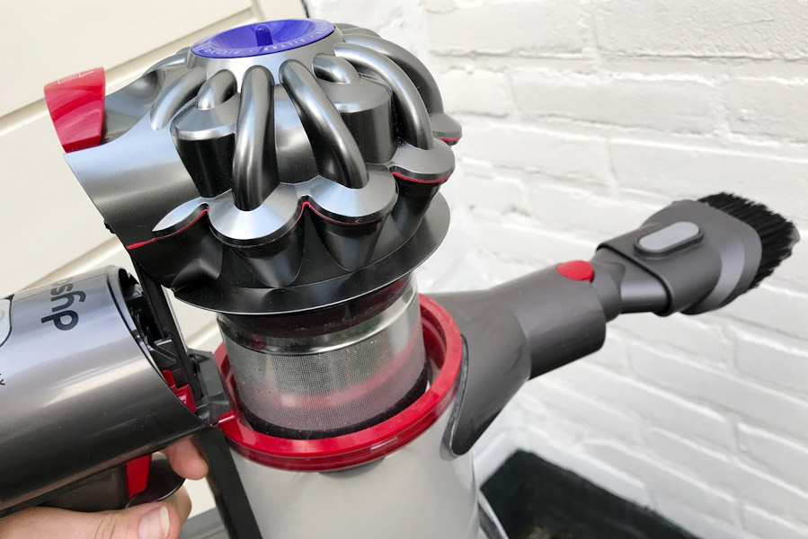 klasse Aanvankelijk postzegel Dyson V8 ervaringen na een aantal weken gebruik [review] - AllinMam.com