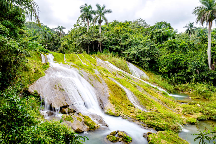 Bezoek met kinderen de El Nicho waterval op Cuba - Met kinderen naar Cuba: wat je niet moet missen - AllinMam.com