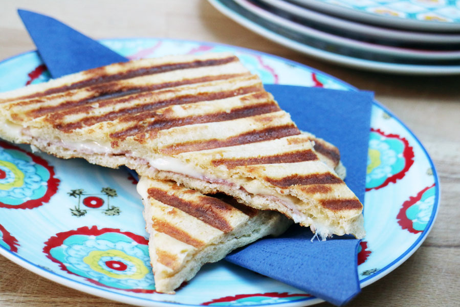 Maak je tosti koolhydraatarm, makkelijk én lekker - AllinMam.com