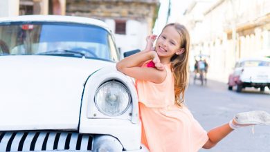 Met kinderen een rit maken in oldtimer op Cuba - Met kinderen naar Cuba: wat je niet moet missen - AllinMam.com