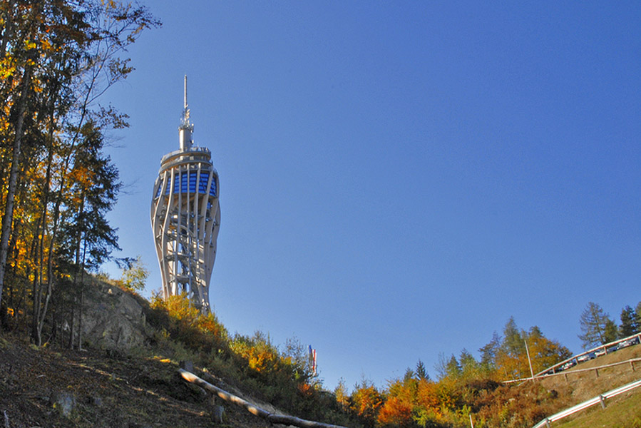 De Pyramidenkogel in Karinthië - AllinMam.com