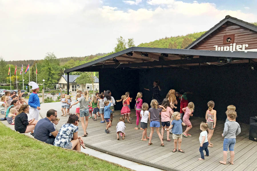 Kamperen in een lodgetent op Parc La Clusure in de Ardennen - AllinMam.com