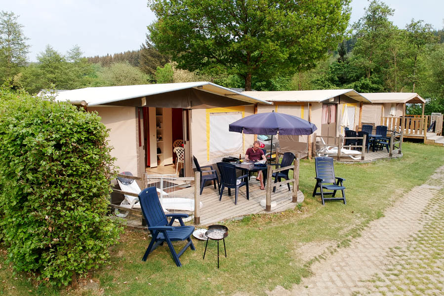 Kamperen in een lodgetent op Parc La Clusure in de Ardennen - AllinMam.com