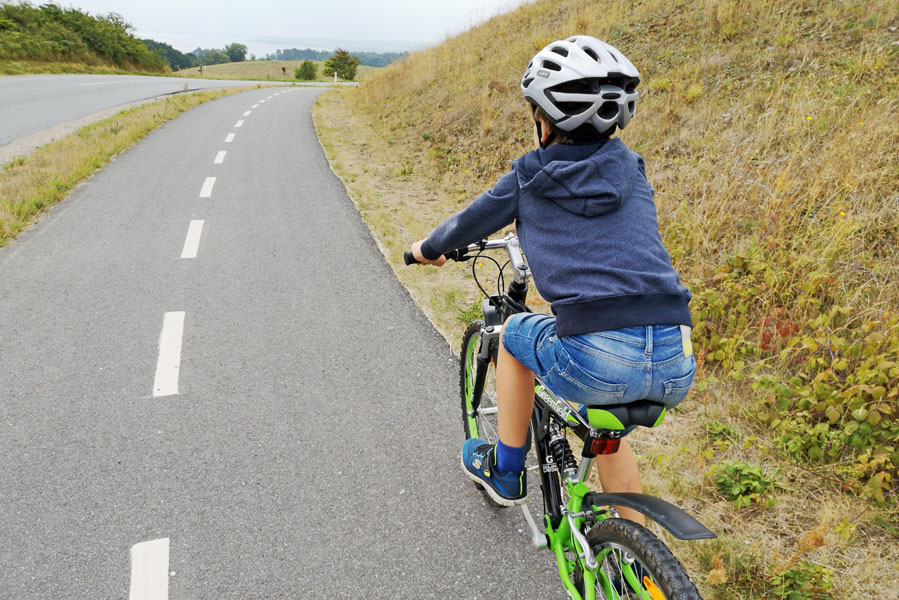 Landal Ebeltoft uitstapjes - fietsen in national park Mols Bjerge - AllinMam.com