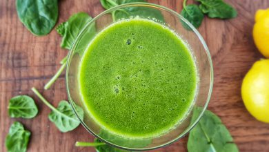 Recept groene smoothie met spinazie en avocado - AllinMam.com