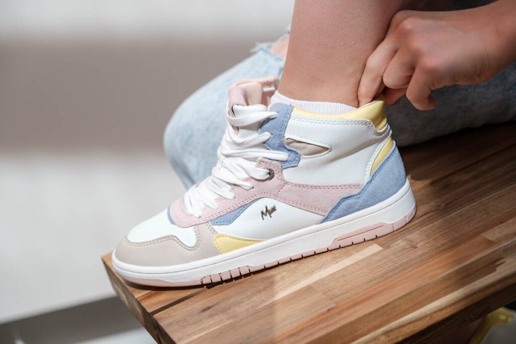 Nieuwe trend: multi color sneakers - AllinMam.com